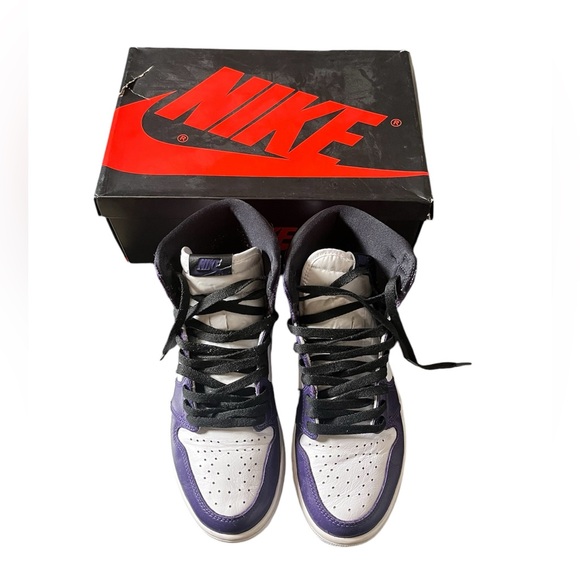 AIR JORDAN 1 RETRO HIGH OG - Picture 2 of 5